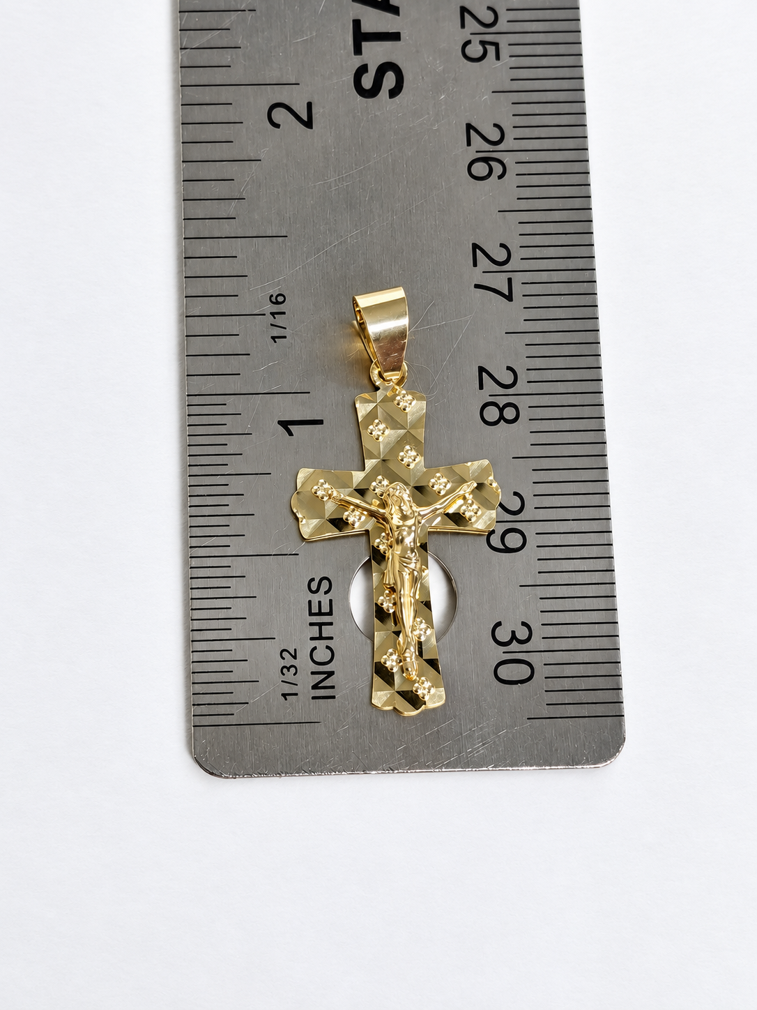 Cruz Diamantada con Cristo en Oro 10K