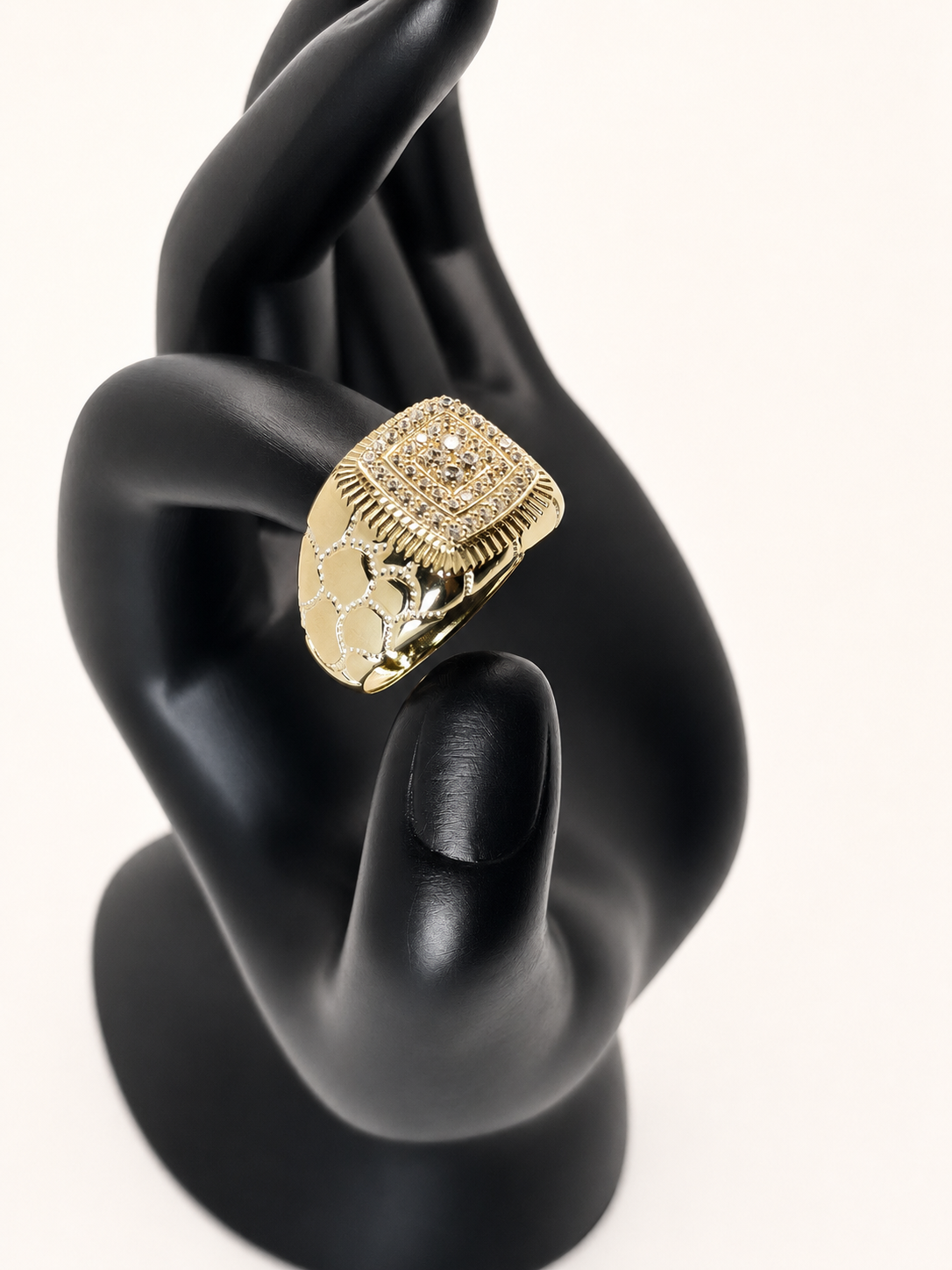 Anillo Nugget Fortaleza 10k