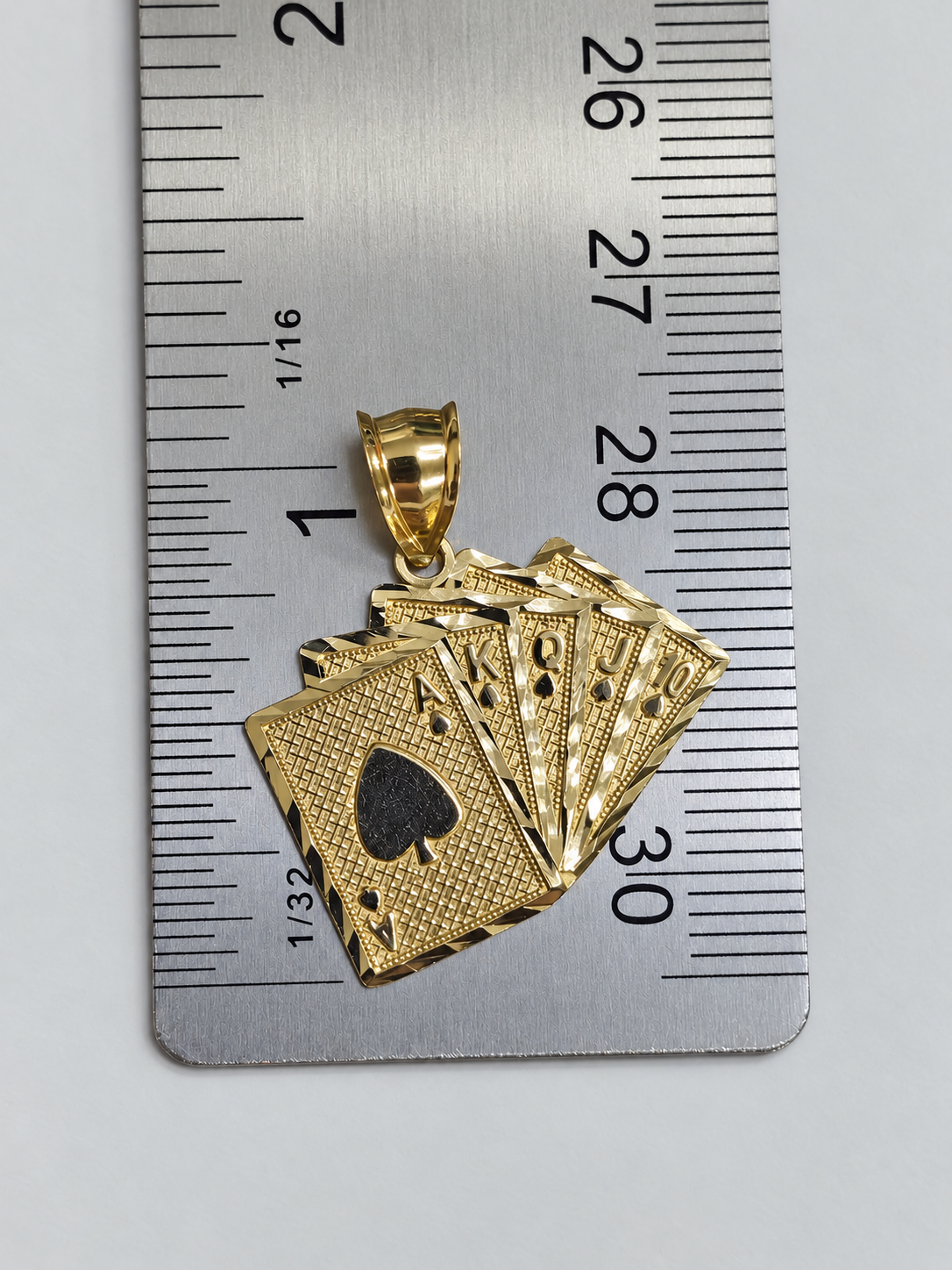 Escalera real de póker en oro 10K