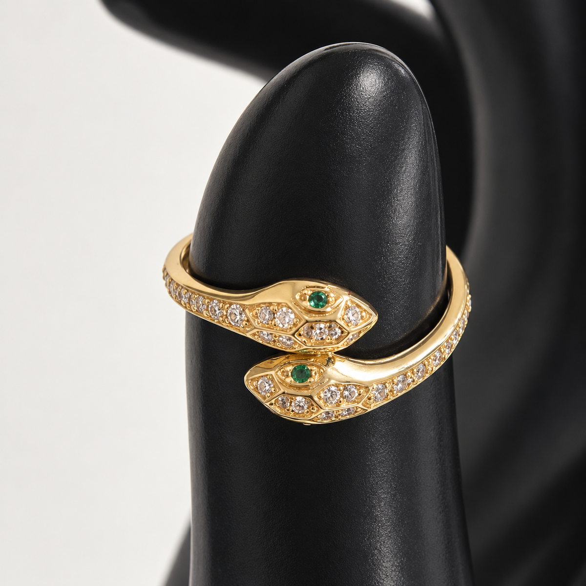 Anillo de Serpientes
