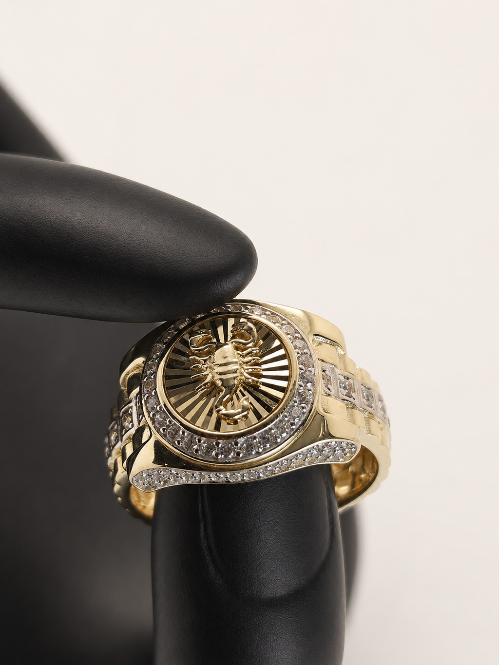 Anillo Escorpion Dorado 10k