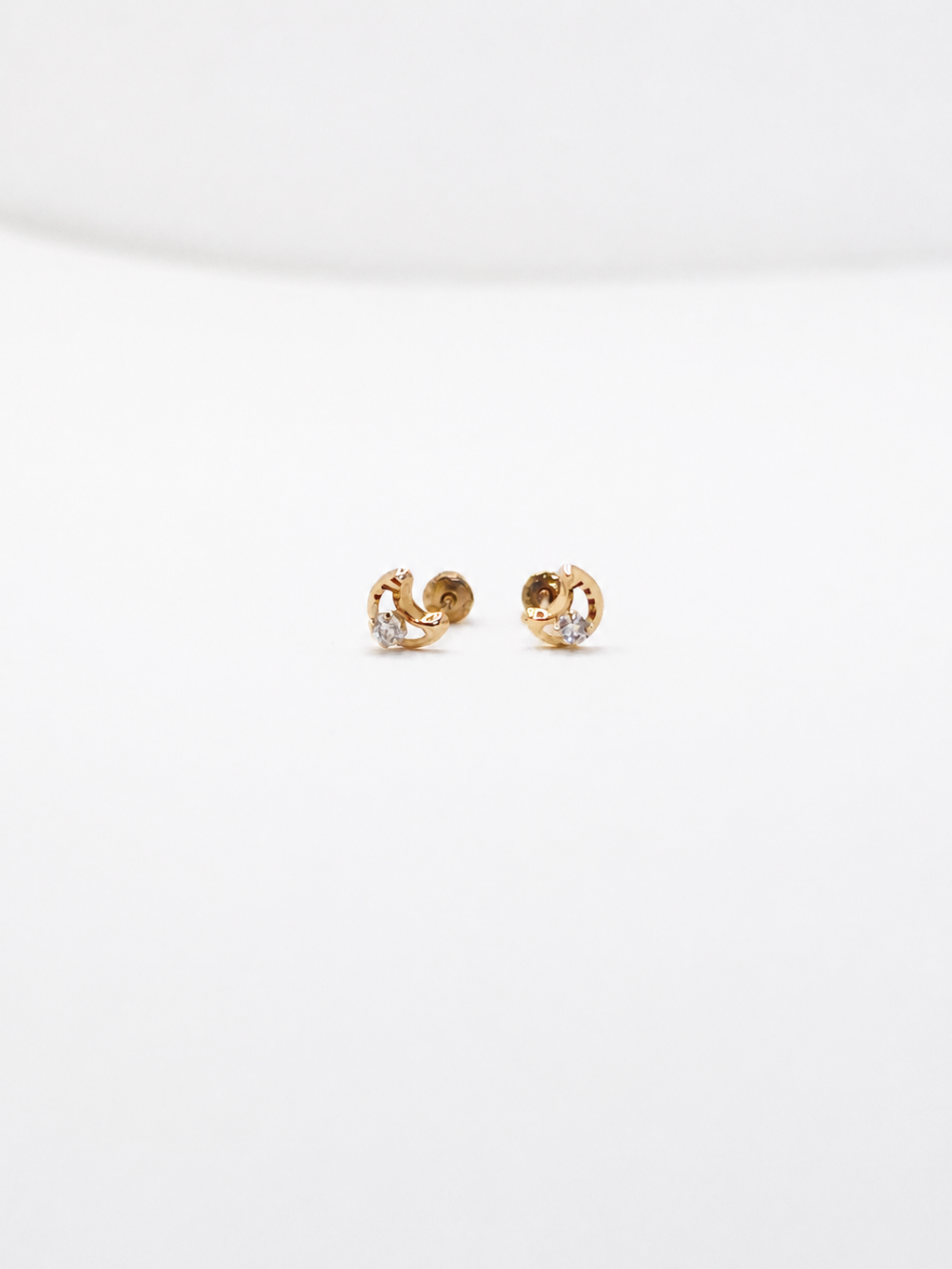 Aretes Luna Brillante